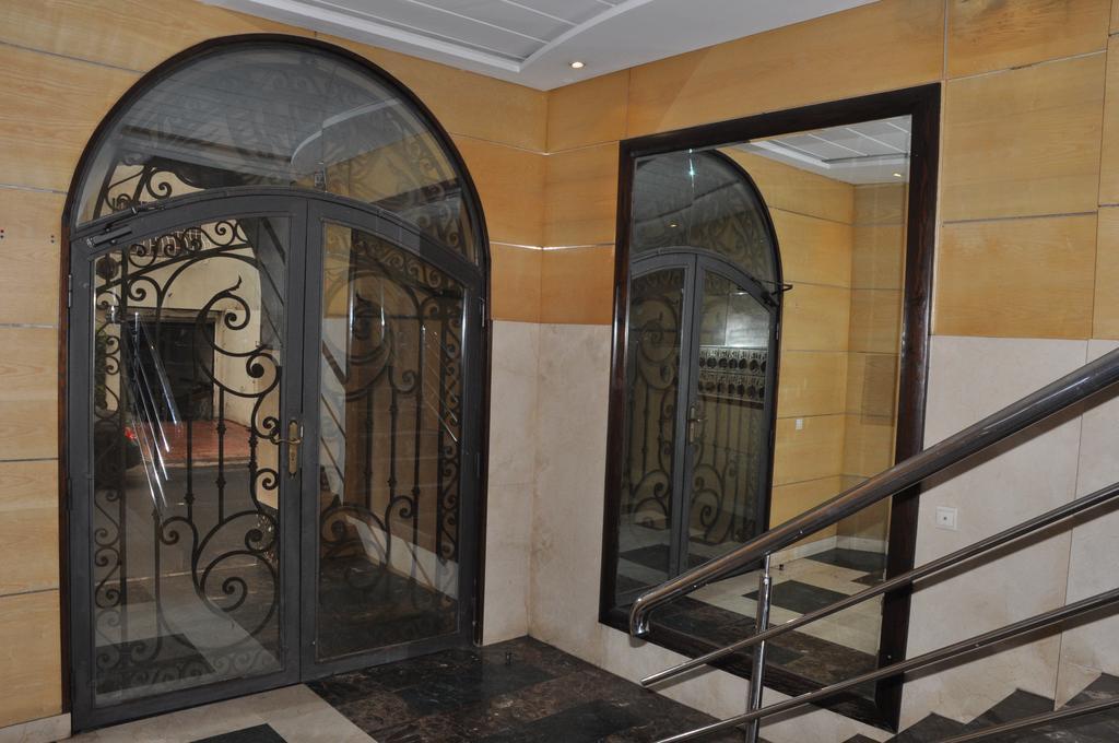 Val Fleuri Apartment With Balcony, Casablanca Kültér fotó